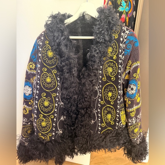 Shearling Coat / Afghan Coat with Goat Hide and Mongolian Sheep Trim Size 0-4 - Picture 3 of 4